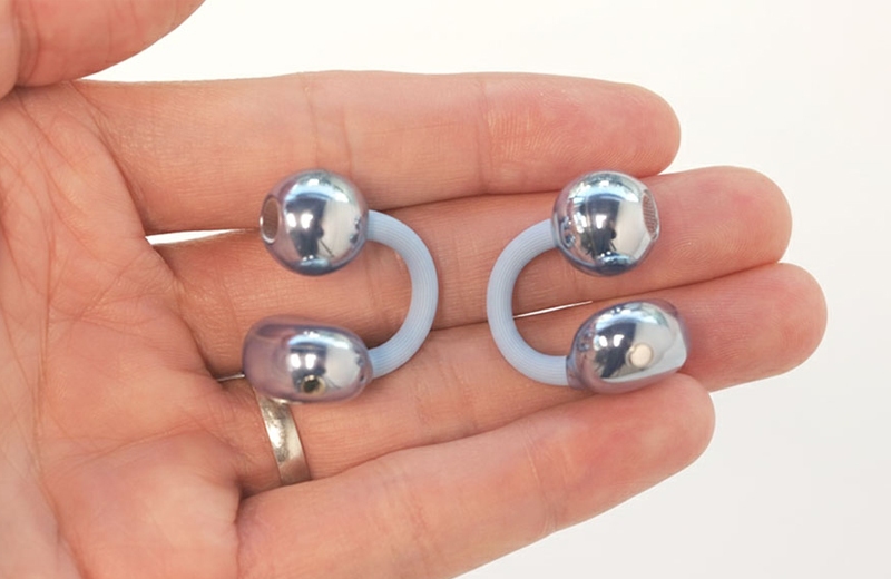 Thiết kế open-ear gọn gàng, đẹp mắt