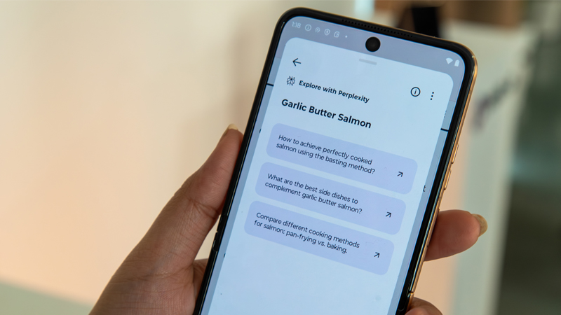 Explore with Perplexity gợi ý nhanh cho các hành động kế tiếp