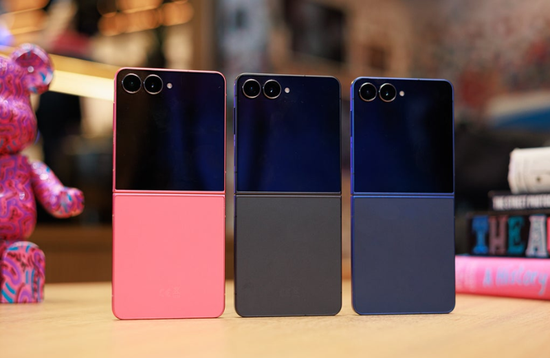 thiết kế Galaxy Z Flip 7 màn hình gập 