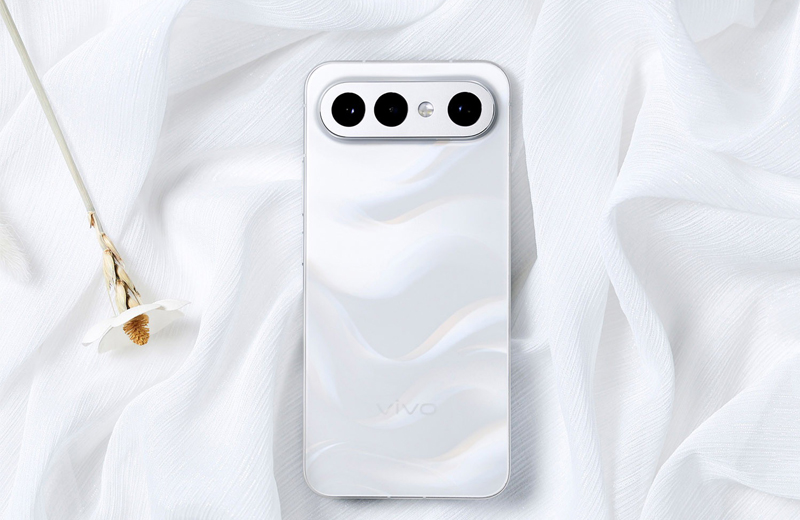 camera chính sử dụng cảm biến IMX921 50MP