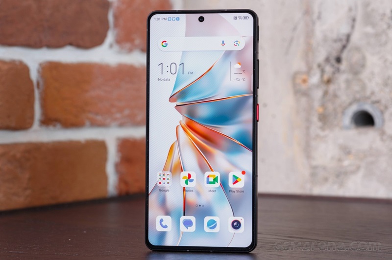 đánh giá ZTE Nubia Z60S màn hình