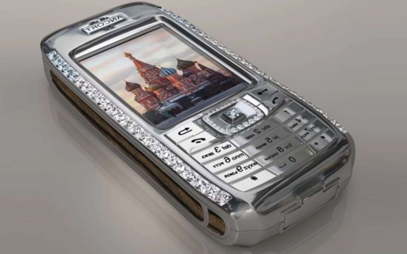 Diamond Crypto Smartphone