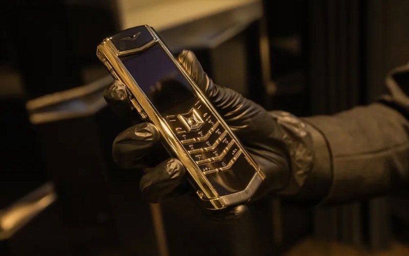 Tại sao những chiếc điện thoại này lại đắt