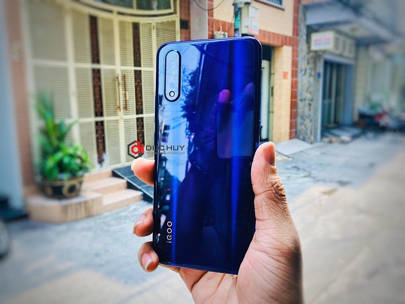 Vivo iQOO Neo 855 thiết kế