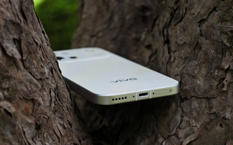 Pin 7200 mAh và sạc nhanh 90W