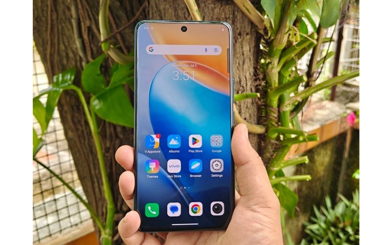 Màn AMOLED 120Hz siêu sáng