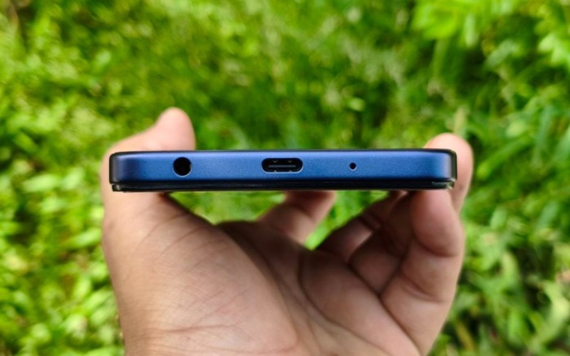 Pin 6500 mAh và sạc nhanh 44W