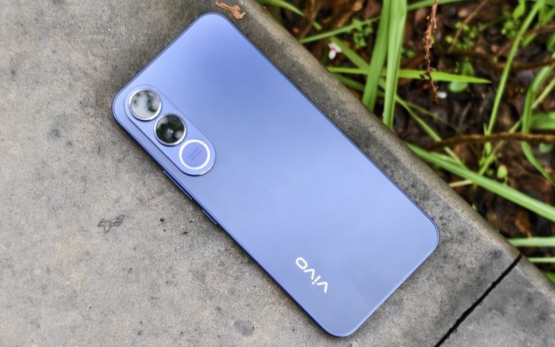 vivo V70 FE 256GB ra mắt