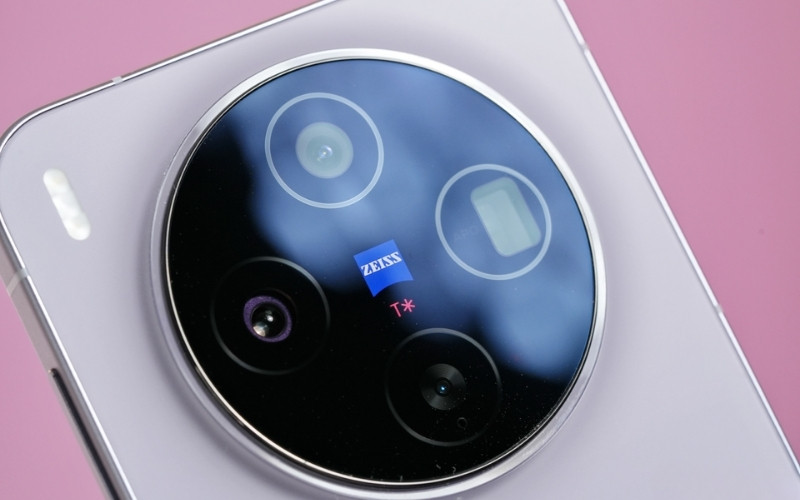 Camera Zeiss chất lượng 200MP