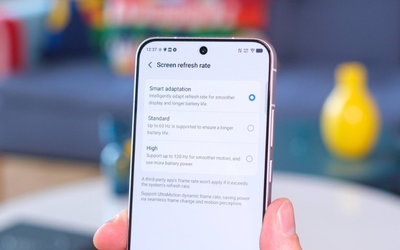 Màn hình AMOLED 1 tỷ màu tràn viền