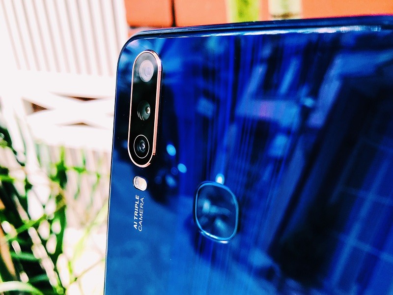 Vivo Y12 có camera 3 ống kính