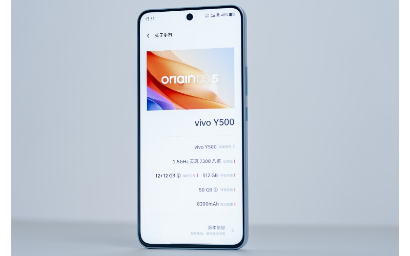 Hiệu năng mạnh mẽ với Dimensity 7300