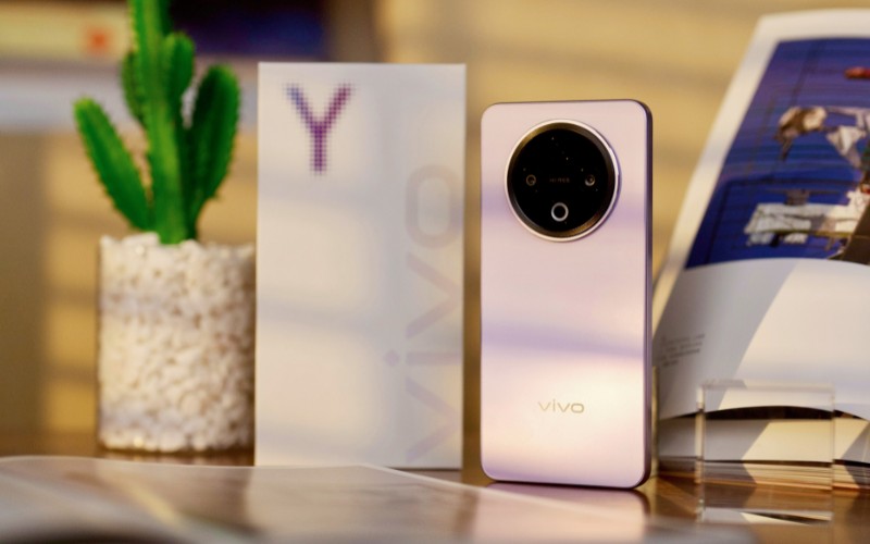 Vivo Y500 ra mắt