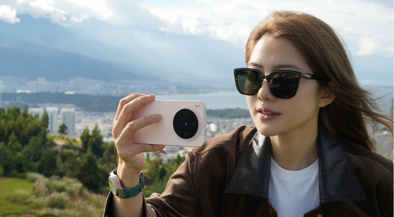 Vivo X300 màu Vàng Hồng