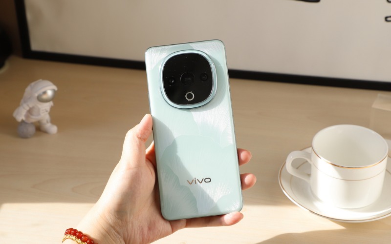 Đặc điểm nổi bật của Vivo Y300c 5G