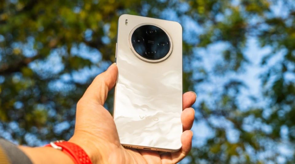 vivo Y500 Pro 5G ra mắt