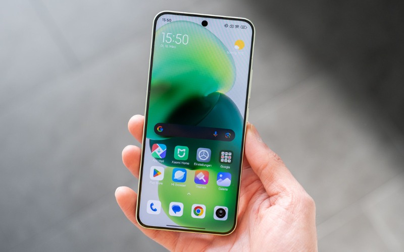 Màn hình LTPO AMOLED kích thước 6.3 inch