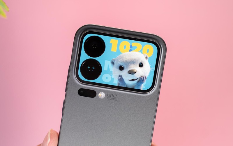 Ba cảm biến 50MP, hỗ trợ zoom 5x