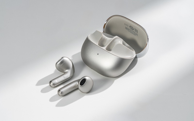 Pin 35 giờ sử dụng