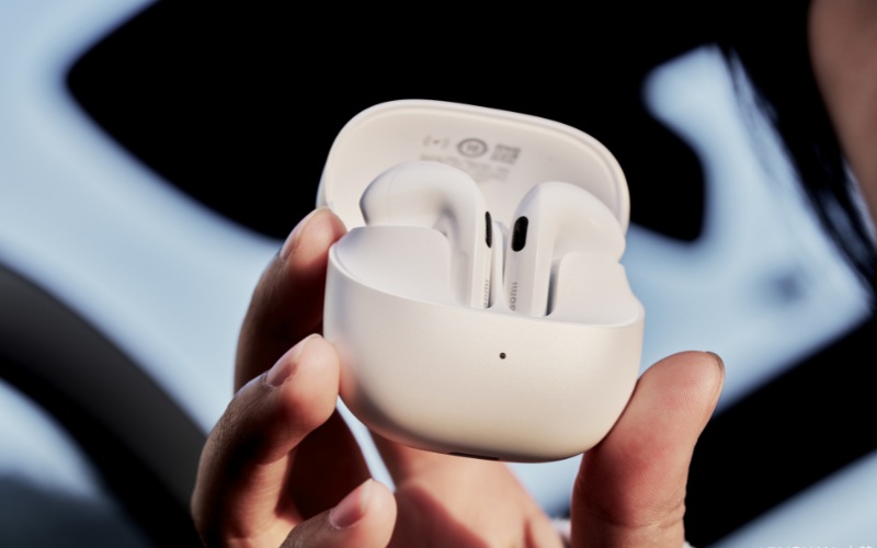 Xiaomi Buds 6 ra mắt