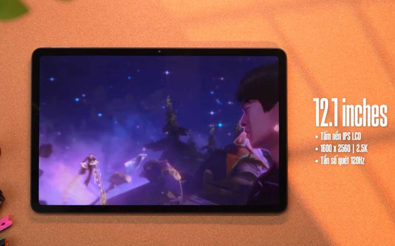 Màn hình LCD 12.1 inch Dolby Vision sắc nét