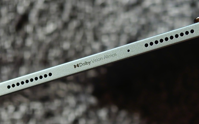 Thiết kế nhôm nguyên khối mỏng 5.8 mm