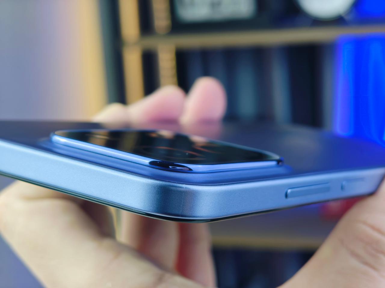 ngoại hình POCO C85