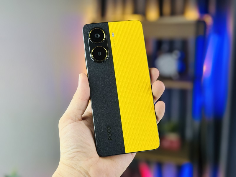 POCO X7 Pro 5G màu vàng có thiết kế 2 tông màu