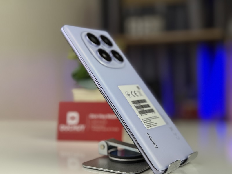 Pin và sạc Xiaomi Redmi Note 14 Pro ấn tượng