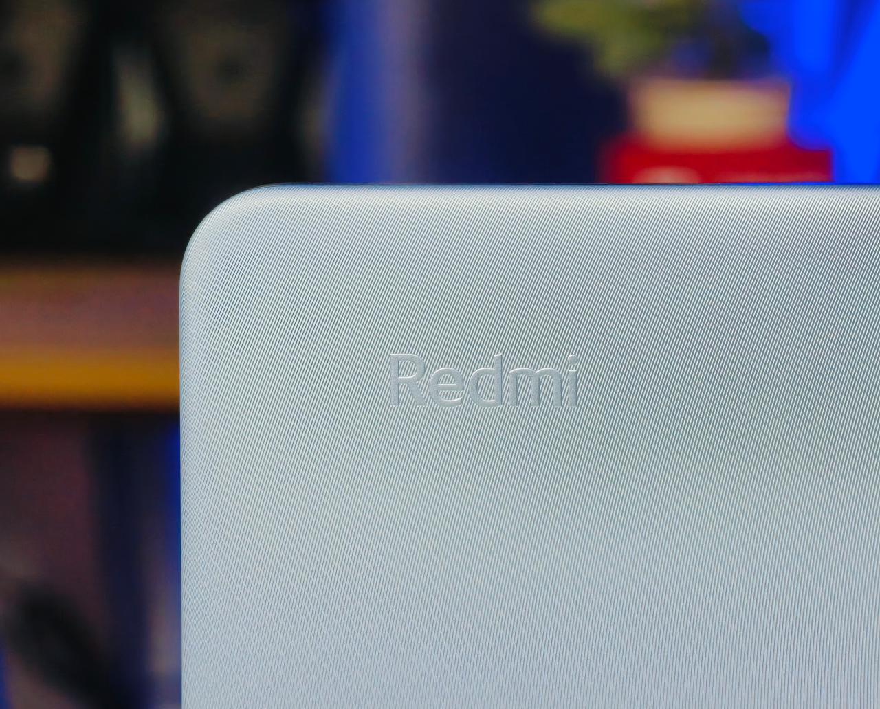 Xiaomi Redmi Pad SE 8.7" 4G hỗ trợ kết nối mạng