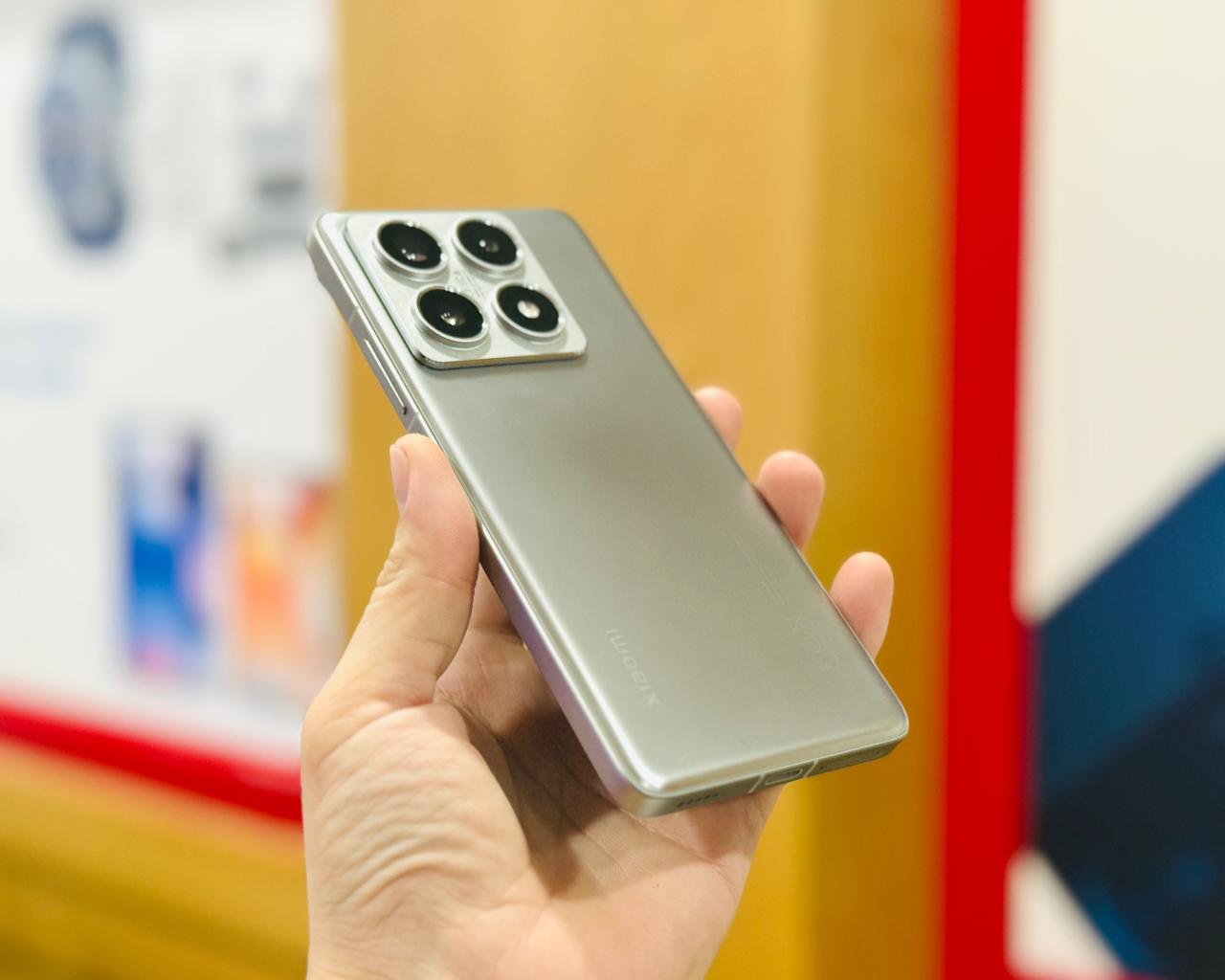 xiaomi 14t pro 5g cũ cạnh máy