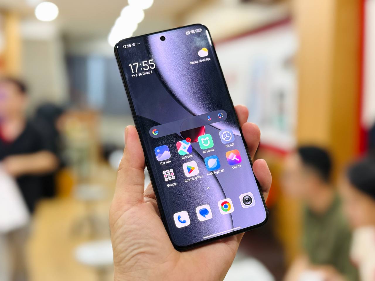 Xiaomi 15 Ultra Cũ có màn hình sắc nét 