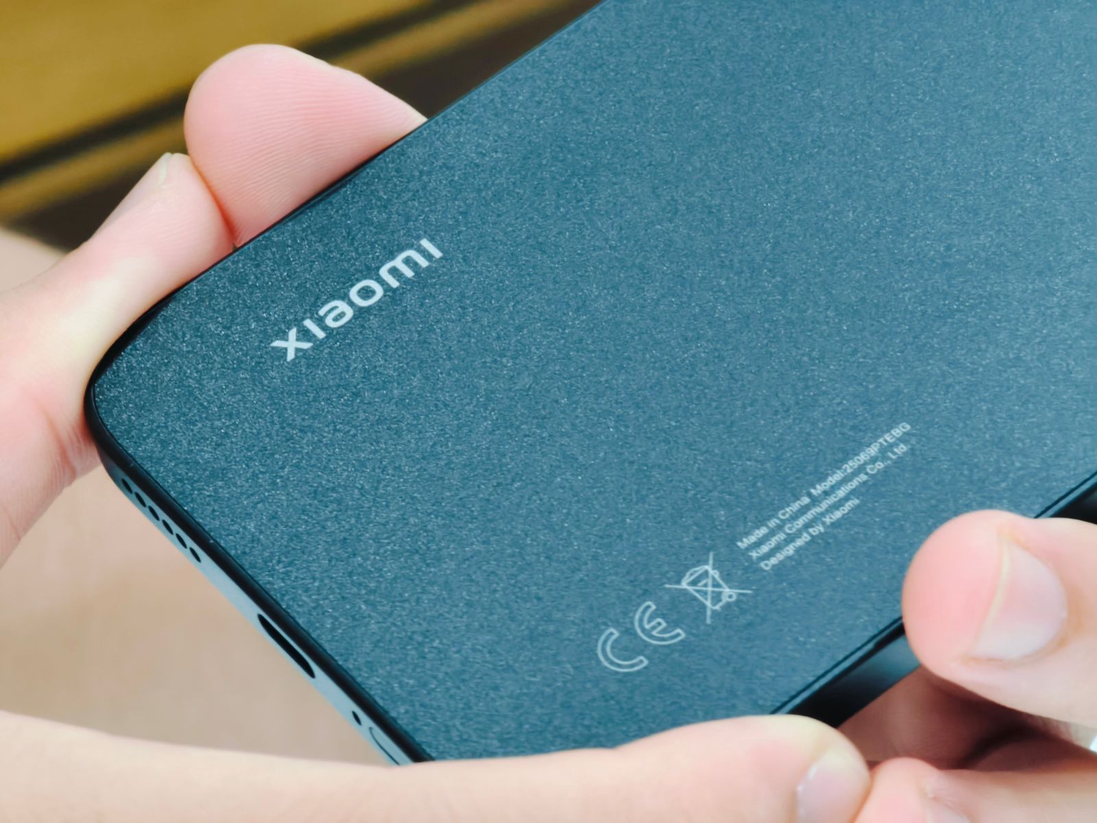 Xiaomi 15T 5G có viên pin 5.500 mAh