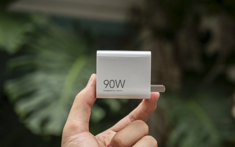 Dung lượng pin cải thiện 7000mAh