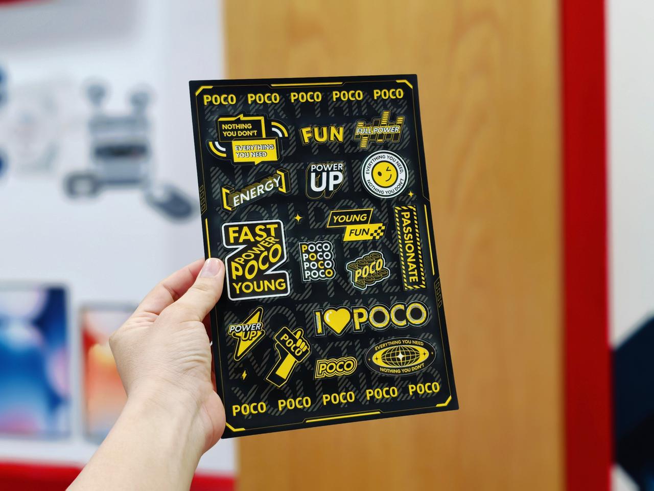 tờ sticker của POCO Pad M1