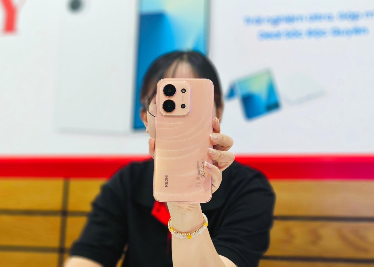 Màn hình 120Hz kích thước lớn 6.9 inch