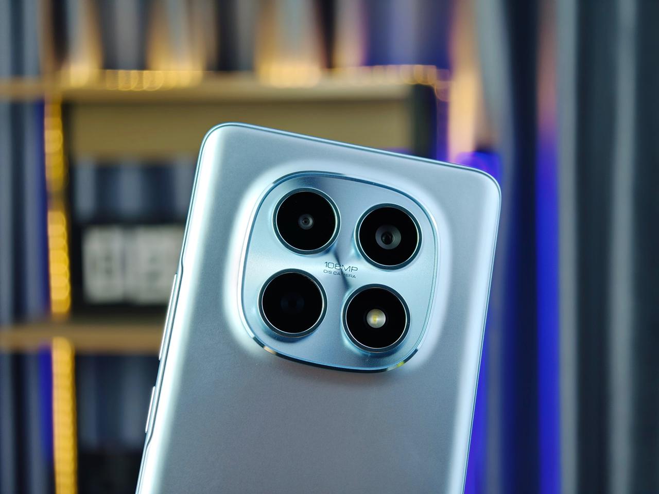 Redmi Note 15 5G có camera chính 108MP OIS