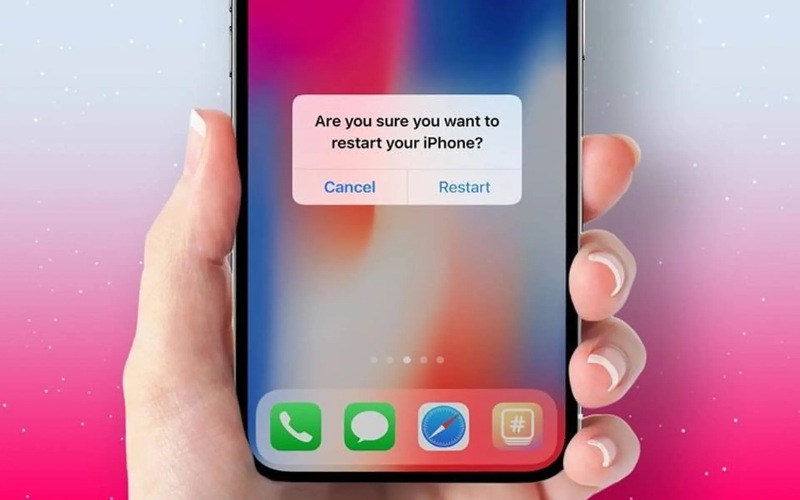 Khởi động lại iPhone thường xuyên