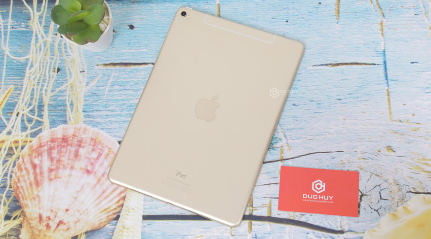 iPad Pro 9.7 inch (2GB | 32GB) 4G + Wifi Like New iPad Pro 9.7 inch (2GB | 32GB) 4G + Wifi Like New