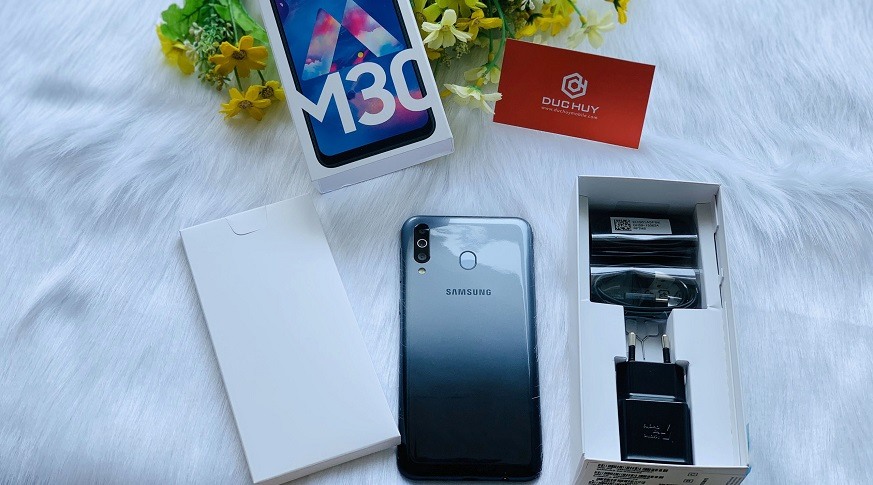 Samsung Galaxy M30 (4GB | 64GB)
