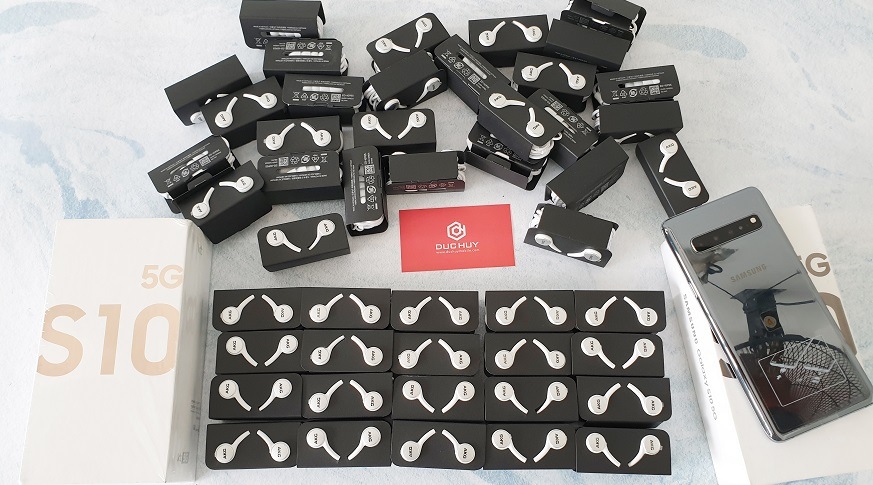 Tai nghe AKG Samsung Galaxy S10