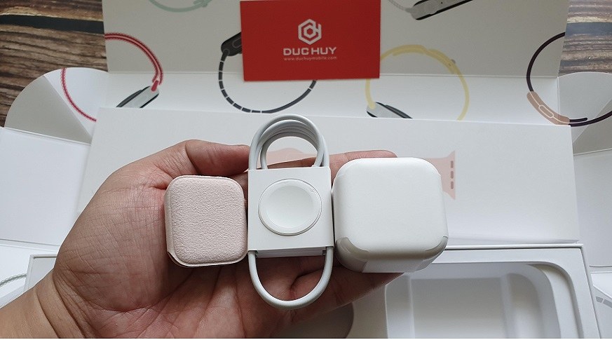 Apple Watch Series 5 40mm LTE Mới Chưa Active