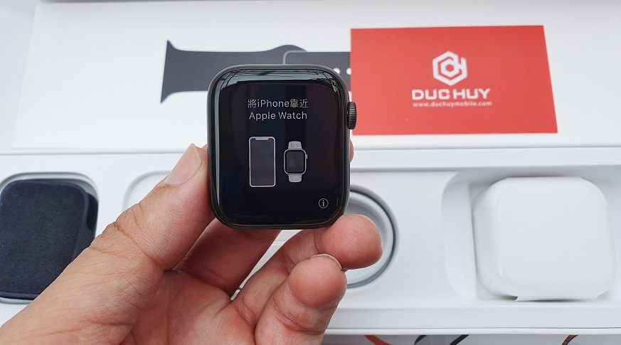 Apple Watch Series 5 40mm Nike GPS Mới Chưa Active