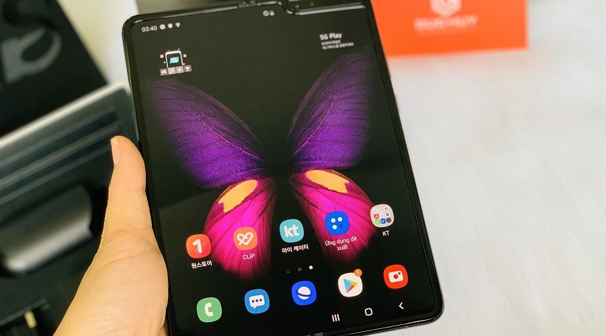 Samsung Galaxy Fold 5G ( Mới 100% ) Samsung Galaxy Fold 5G ( Mới 100% )