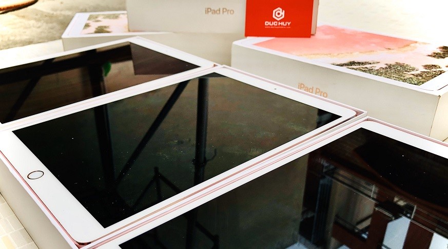 iPad Pro 10.5 inch 64GB ( Wi-Fi )