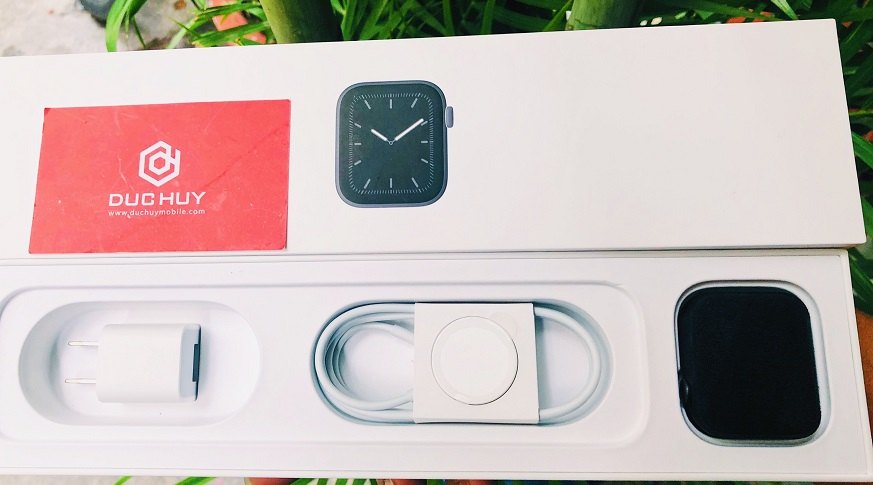 Apple Watch Series 5 44mm LTE ( Đã Active )