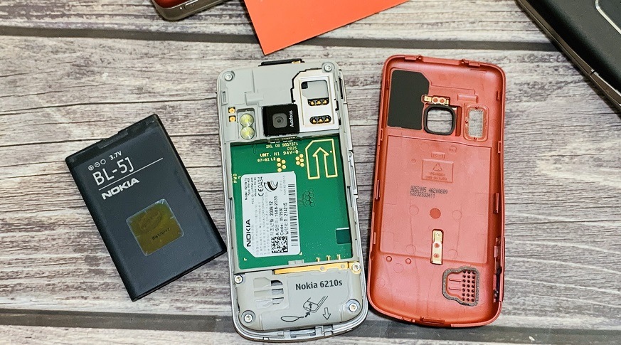 Nokia 6210