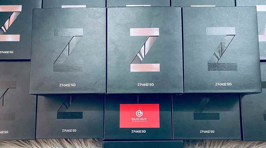 Samsung Galaxy Z Fold 2 5G Hàn Quốc Mới 100% Samsung Galaxy Z Fold 2 5G Hàn Quốc Mới 100%