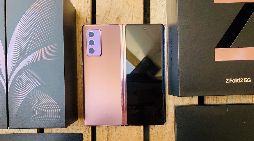 Samsung Galaxy Z Fold 2 5G Hàn Quốc Mới 100% Samsung Galaxy Z Fold 2 5G Hàn Quốc Mới 100%