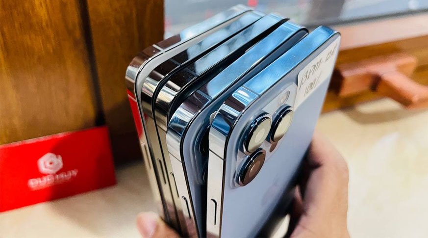 iPhone 13 Pro Max 256GB (Like New)